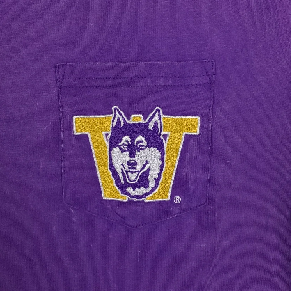 Washington Huskies Mitchell & Ness NCAA‎ Large Shirt Embroidery Logo Pocket NWT